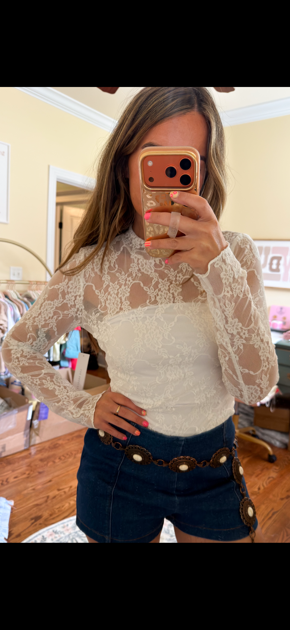 Chasin’ You Lace Top - Ivory